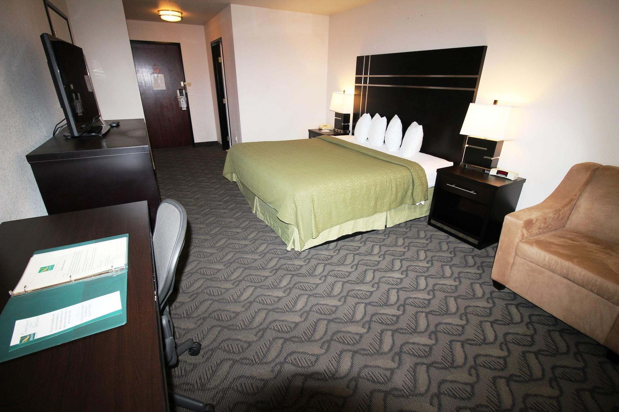 Quality Inn & Suites Airport West Salt Lake City Bagian luar foto