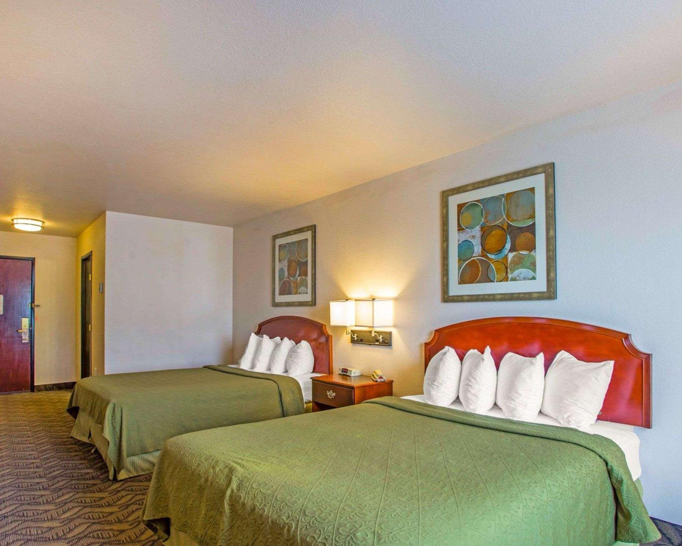 Quality Inn & Suites Airport West Salt Lake City Bagian luar foto